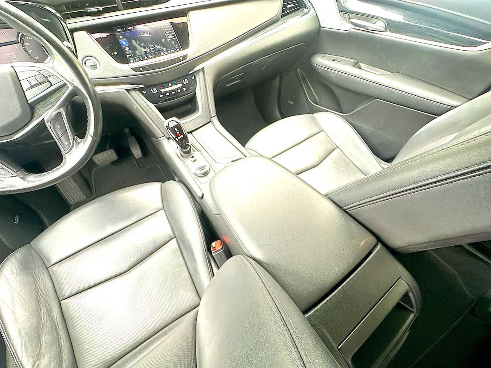 2023 Cadillac XT5 FWD Premium Luxury