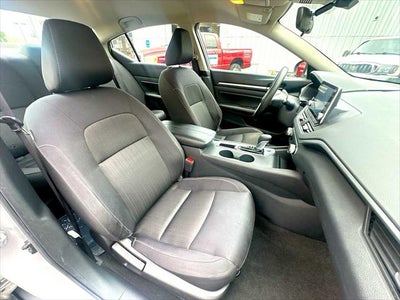 2022 Nissan Altima SV FWD