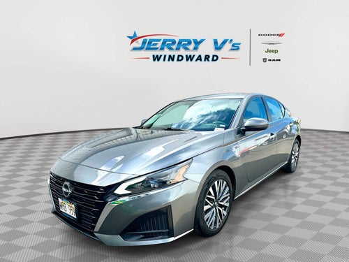 2023 Nissan Altima SV FWD