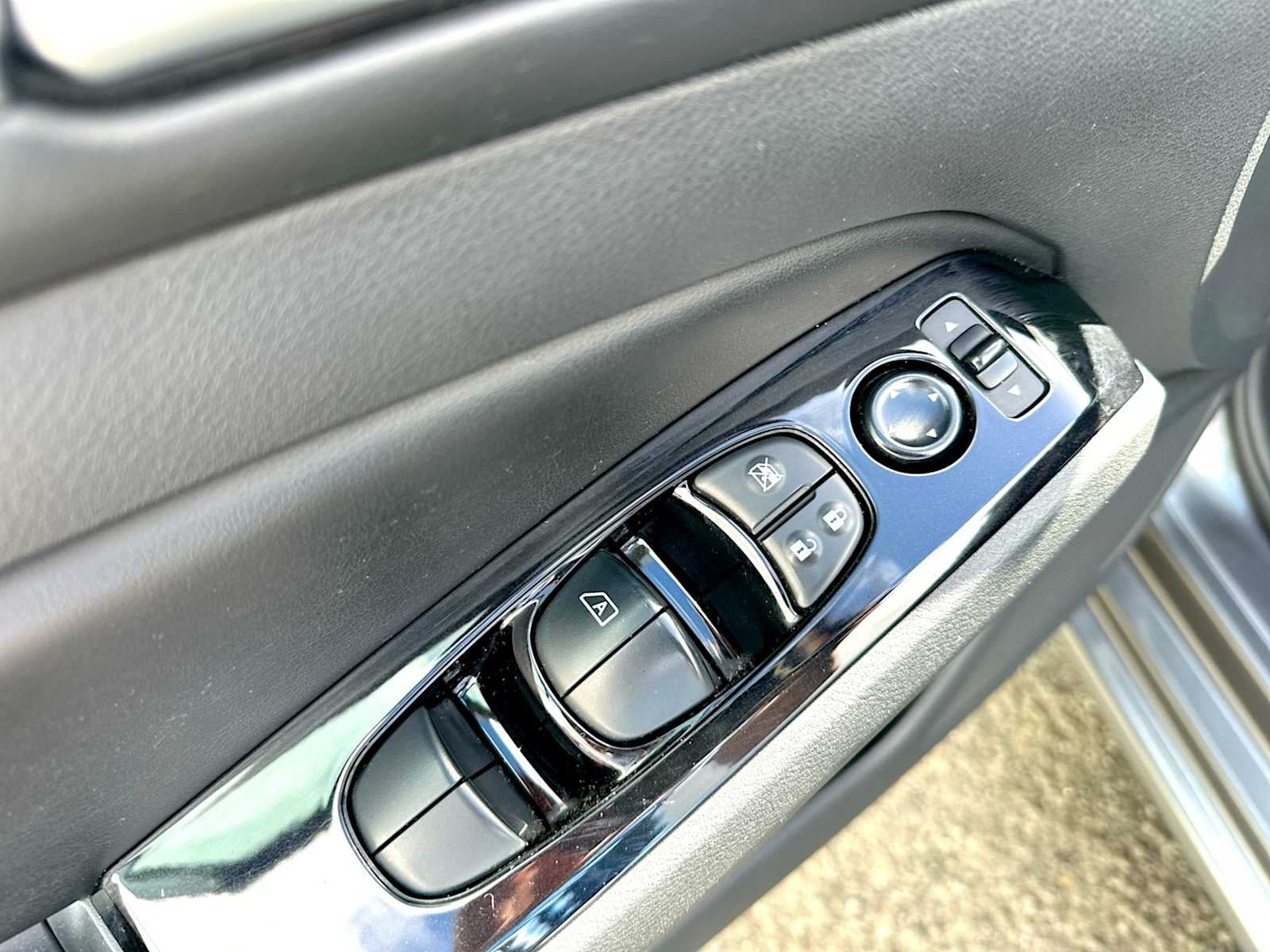 2023 Nissan Altima SV FWD