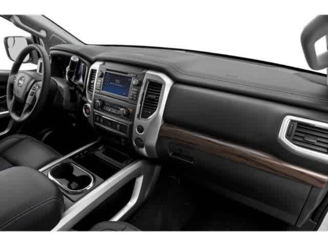 2018 Nissan TITAN SL