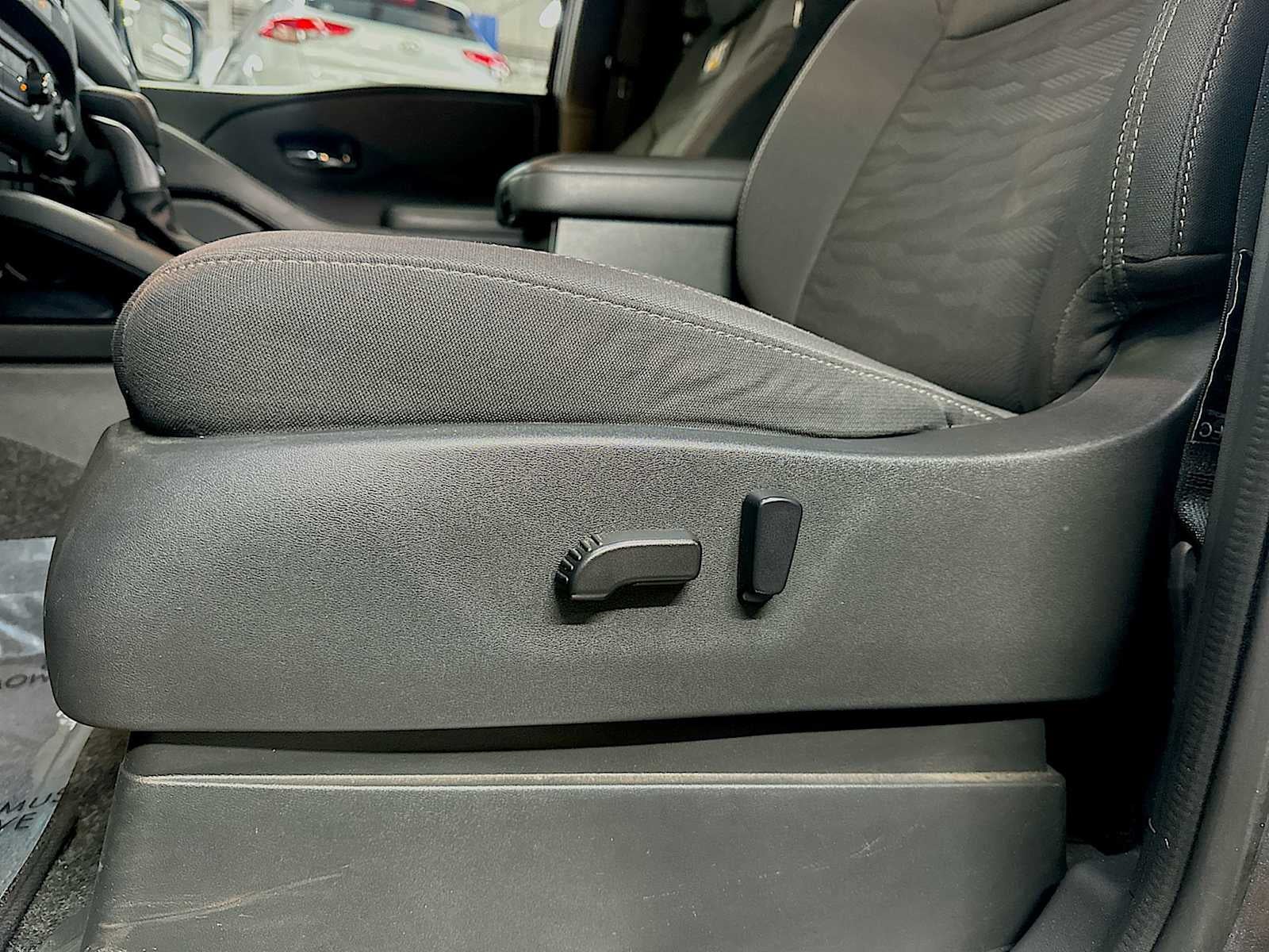 2023 Nissan Frontier Crew Cab SV 4x4