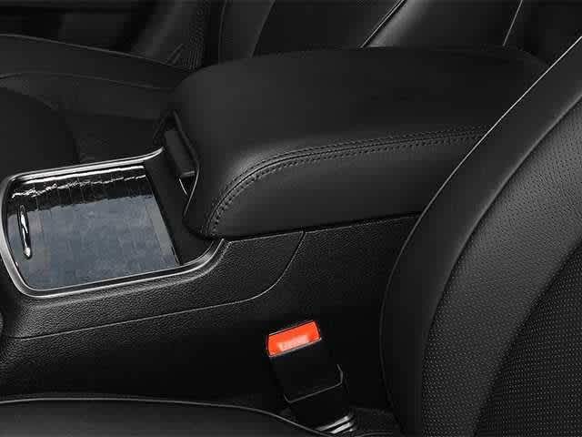 2014 Chrysler 300 4dr Sdn RWD