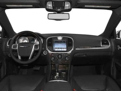 2014 Chrysler 300 4dr Sdn RWD