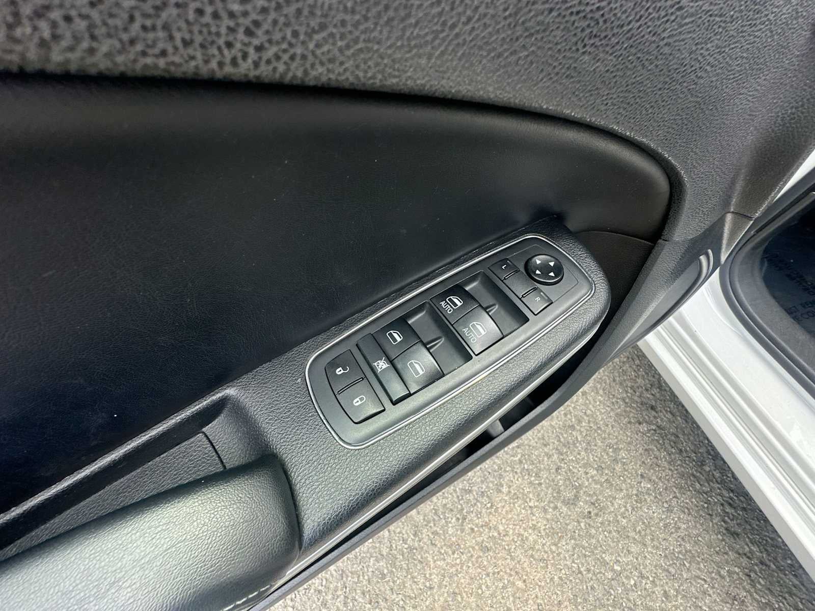 2021 Dodge Charger SXT RWD