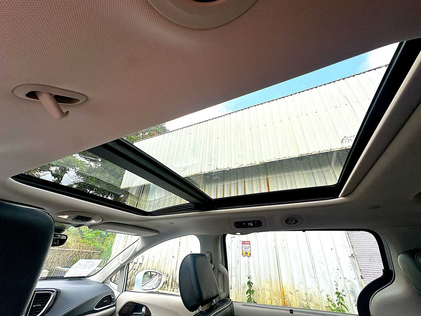 2022 Chrysler Pacifica Limited