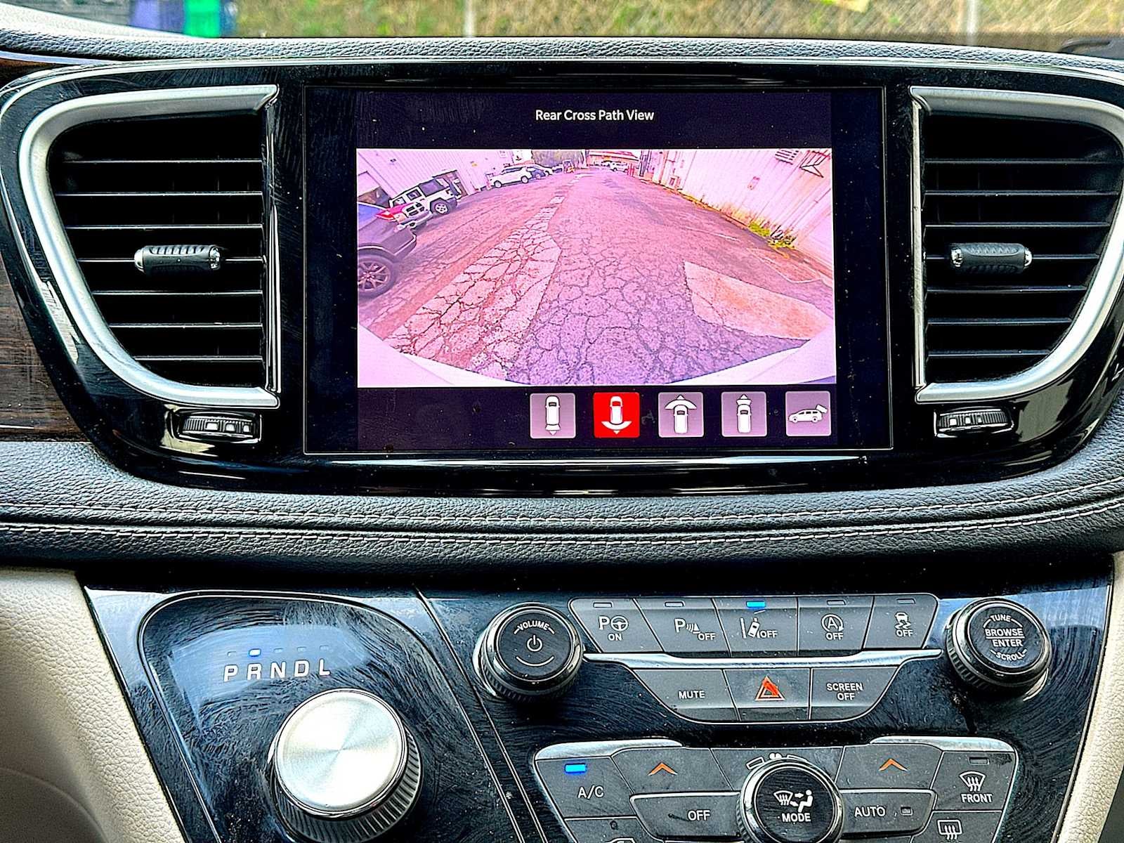 2022 Chrysler Pacifica Limited