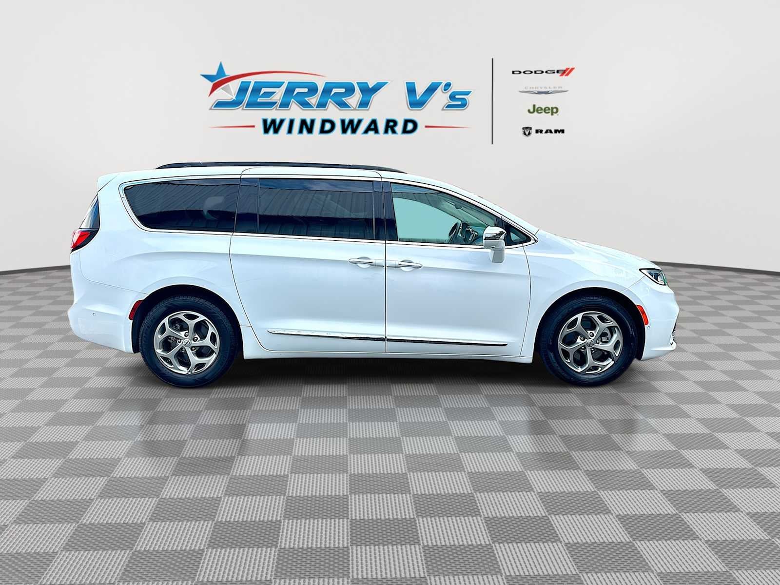 2022 Chrysler Pacifica Limited