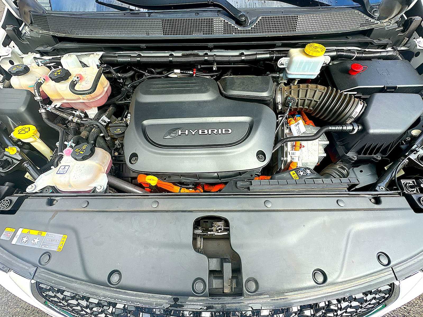 2022 Chrysler Pacifica Hybrid Touring L