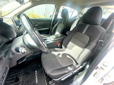 2022 Nissan Sentra SV Xtronic CVT