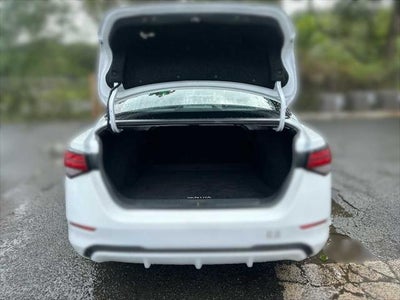 2022 Nissan Sentra SV Xtronic CVT