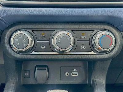 2023 Nissan Versa 1.6 SV Xtronic CVT