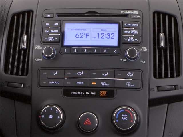 2010 Hyundai ELANTRA TOURING SE