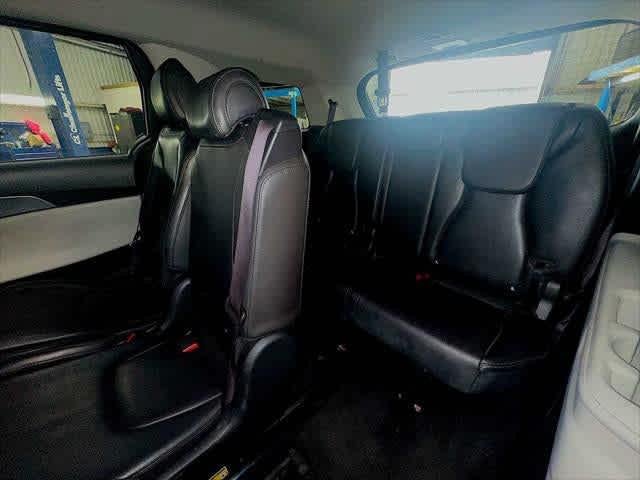 2022 Kia Carnival MPV LX Seat Package