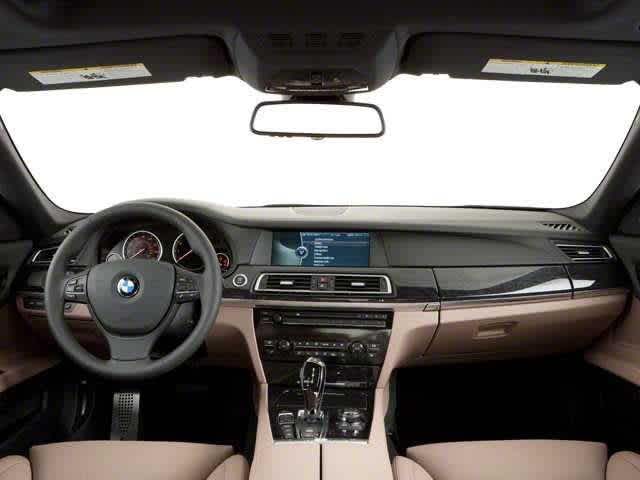 2012 BMW 750Li 750Li