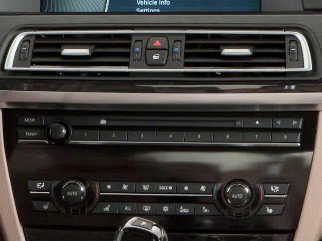 2012 BMW 750Li 750Li