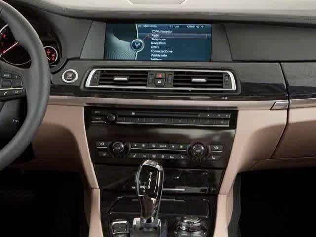 2012 BMW 750Li 750Li