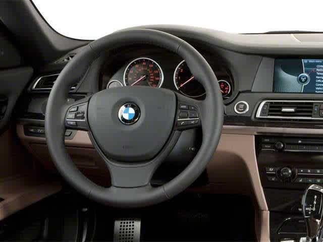 2012 BMW 750Li 750Li