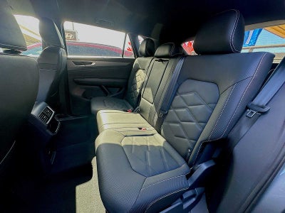 2025 Volkswagen Atlas Cross Sport 2.0T SE w/Technology