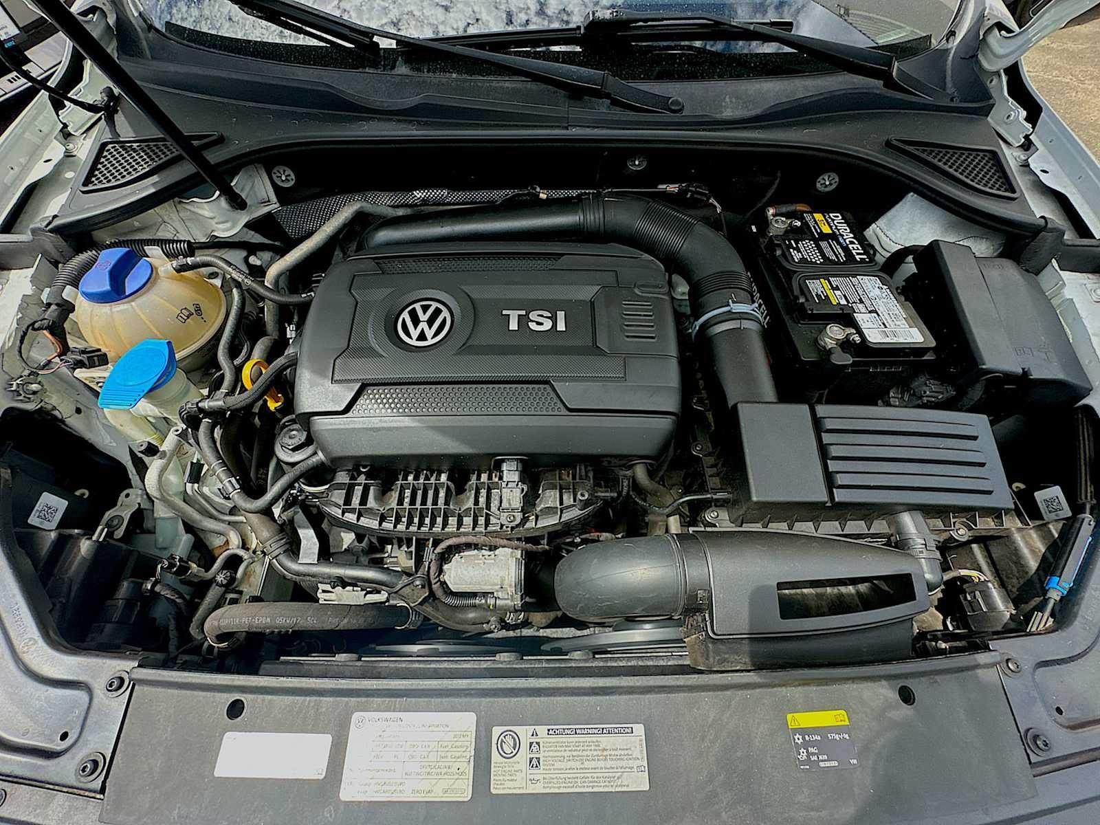 2017 Volkswagen Passat R-Line w/Comfort Pkg
