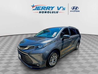 2025 Toyota Sienna XLE