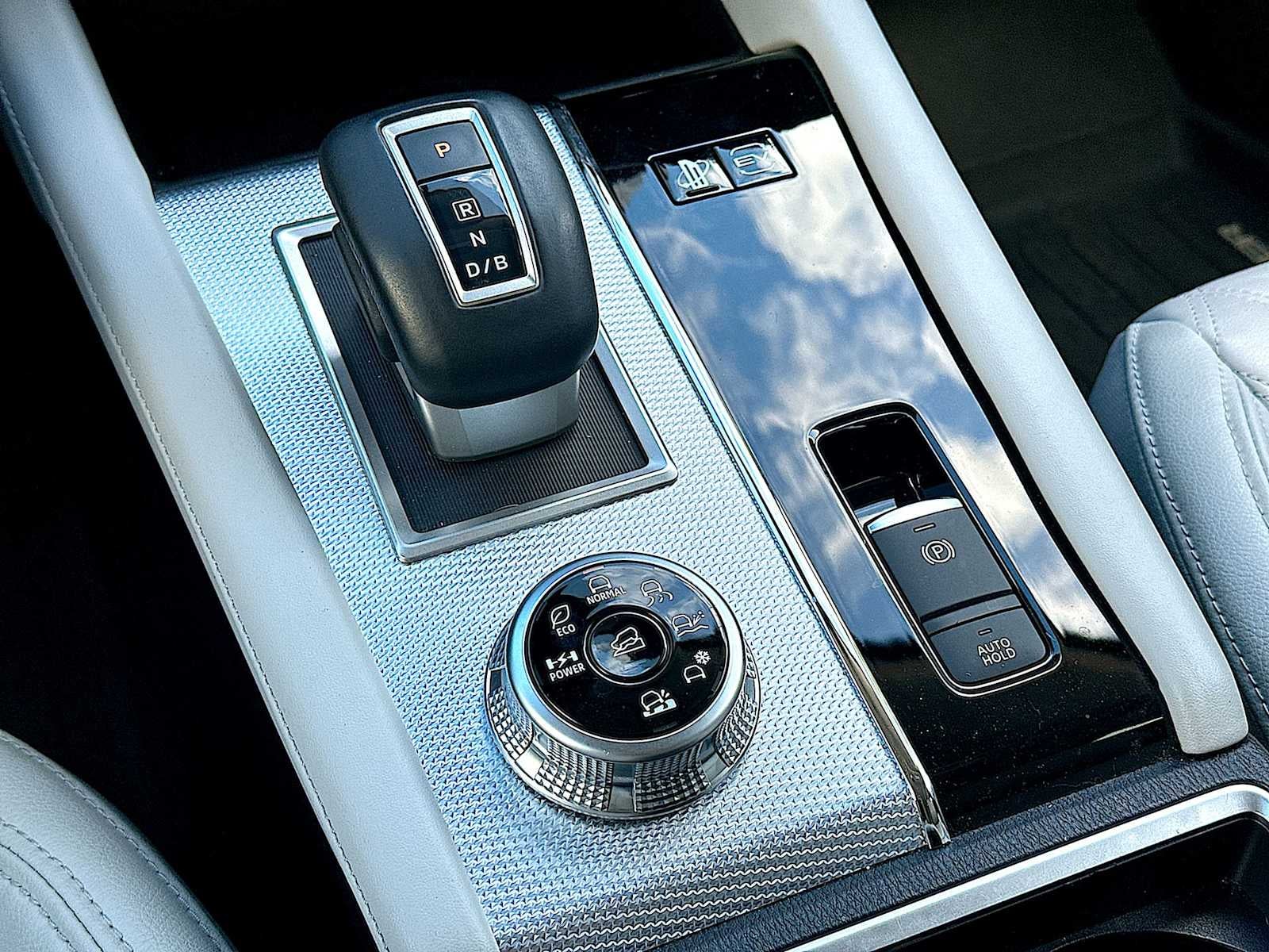 2023 Mitsubishi Outlander PHEV SEL