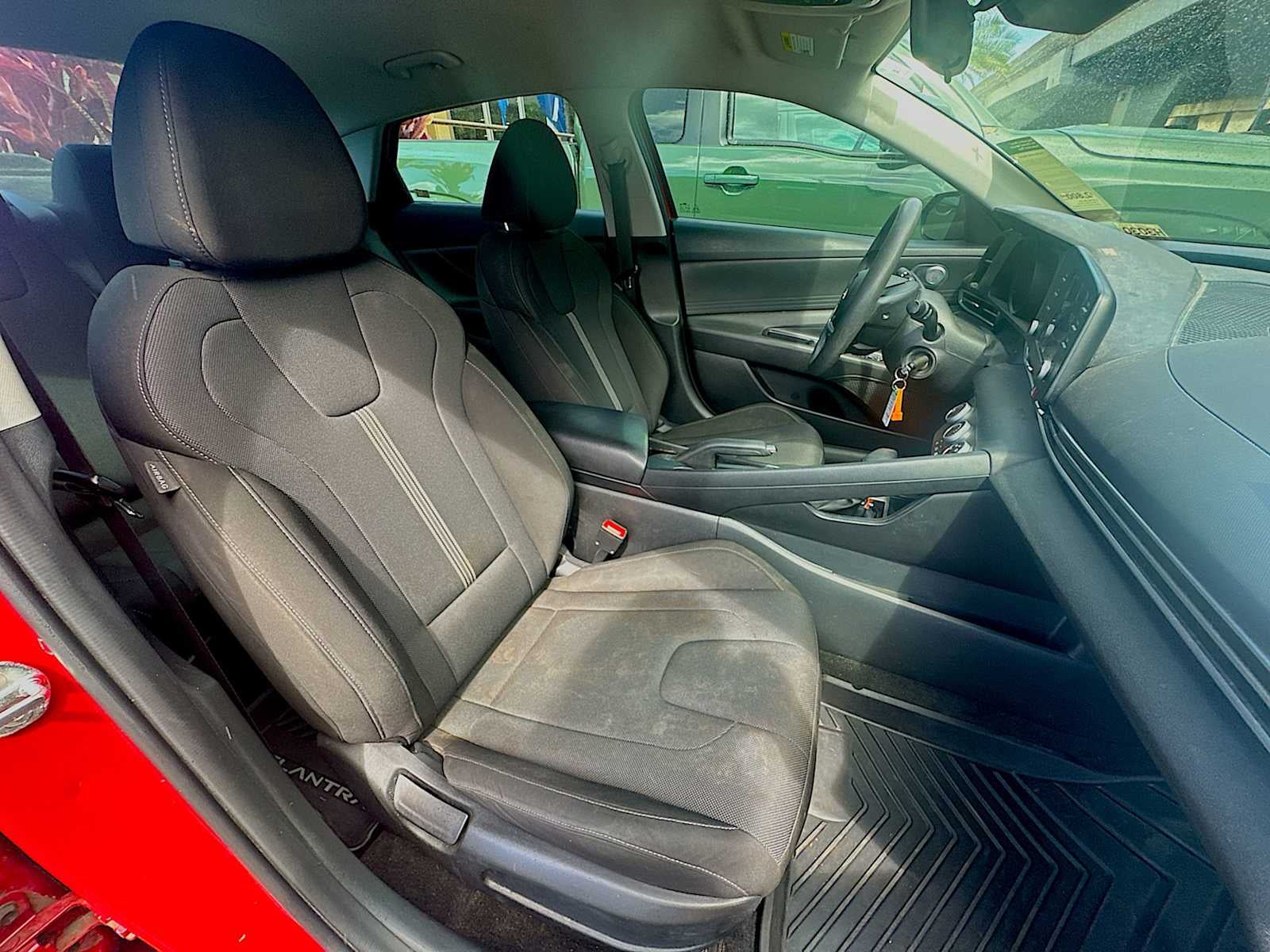 2023 Hyundai ELANTRA SE