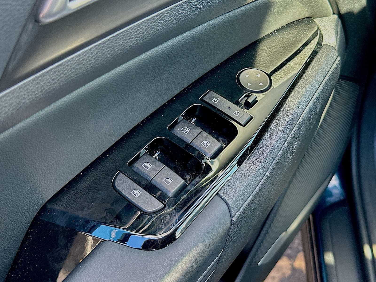 2024 Kia Sportage Hybrid EX